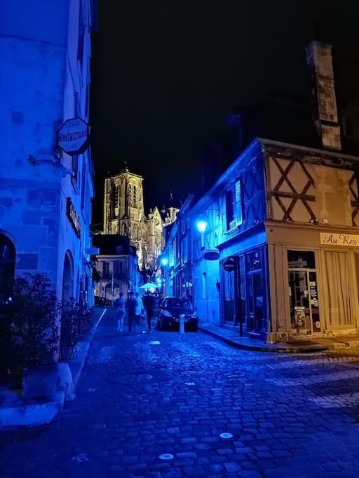 Maison De Ville Bourges Extérieur photo